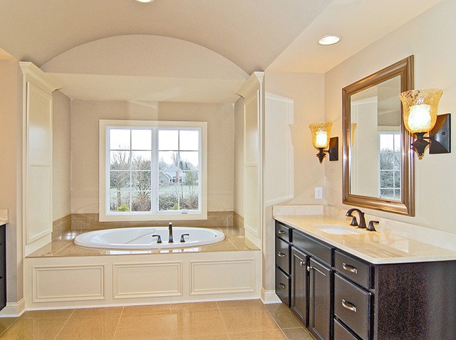 master_bathroom_2_lg