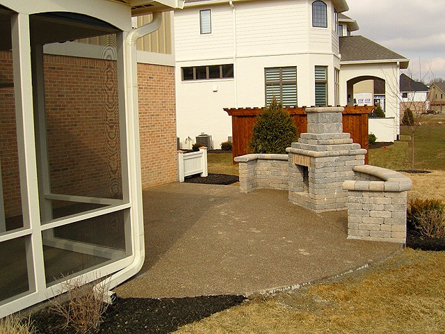 ss45_patio_with_fireplace_lg